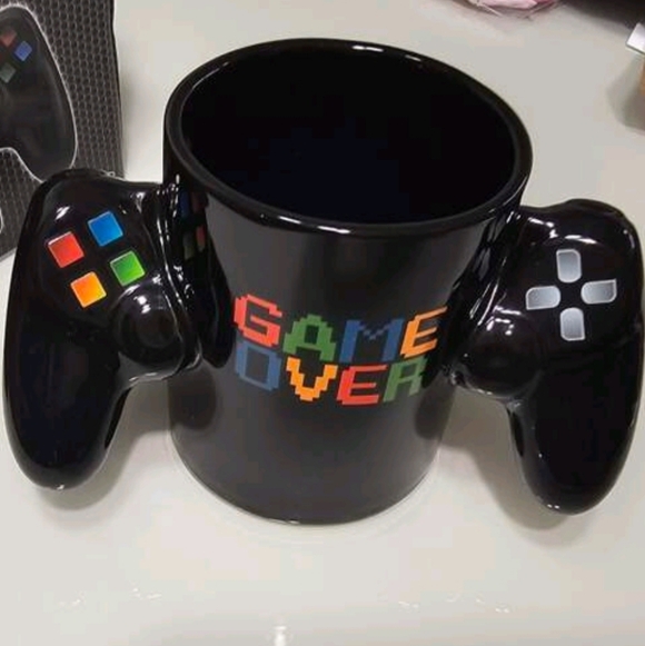 Black Game Controller Mug (400mL) - Picture 2 of 4